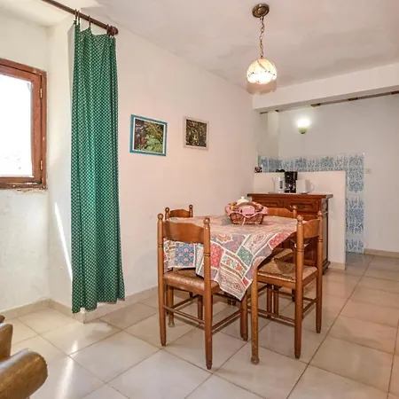 Apartament Gorgeous In Brustico *