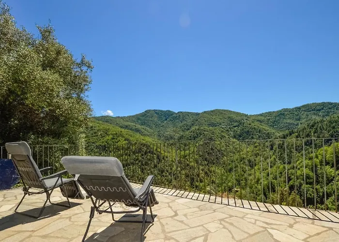 Appartement Gorgeous In Carcheto Brustico *