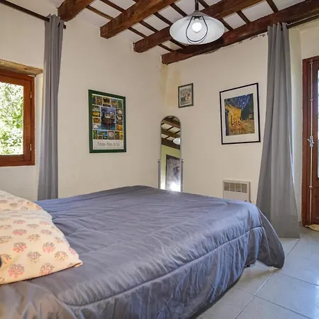 Apartment In Brustico